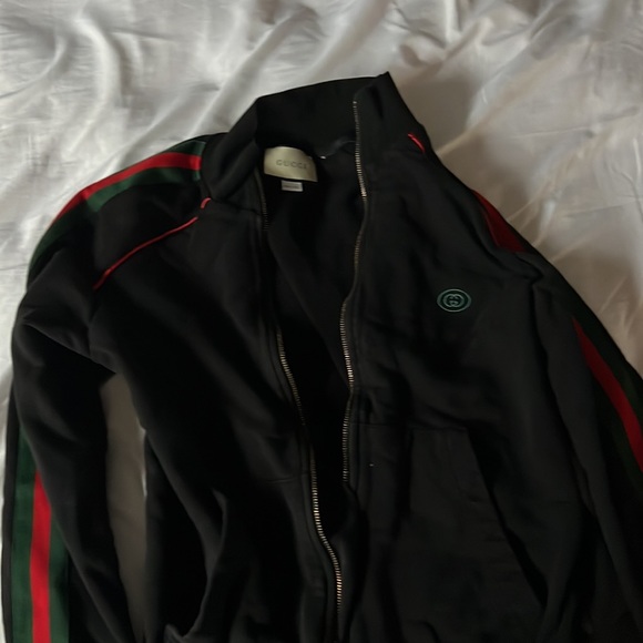 Authentic Gucci sweater - Picture 4 of 4